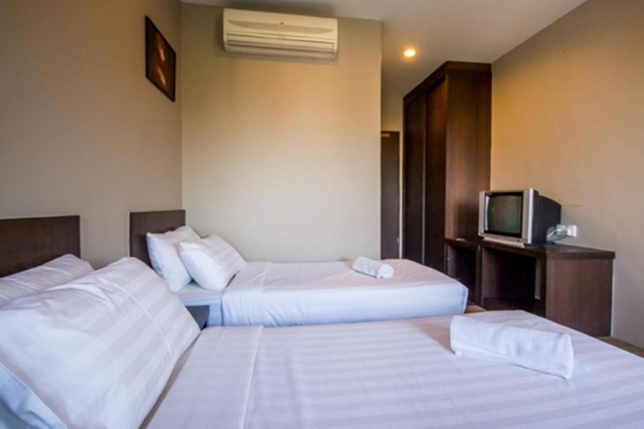 Chariton Hotel Butterworth Extérieur photo
