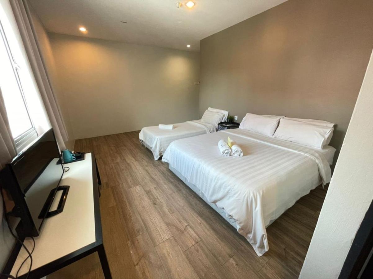 Chariton Hotel Butterworth Extérieur photo